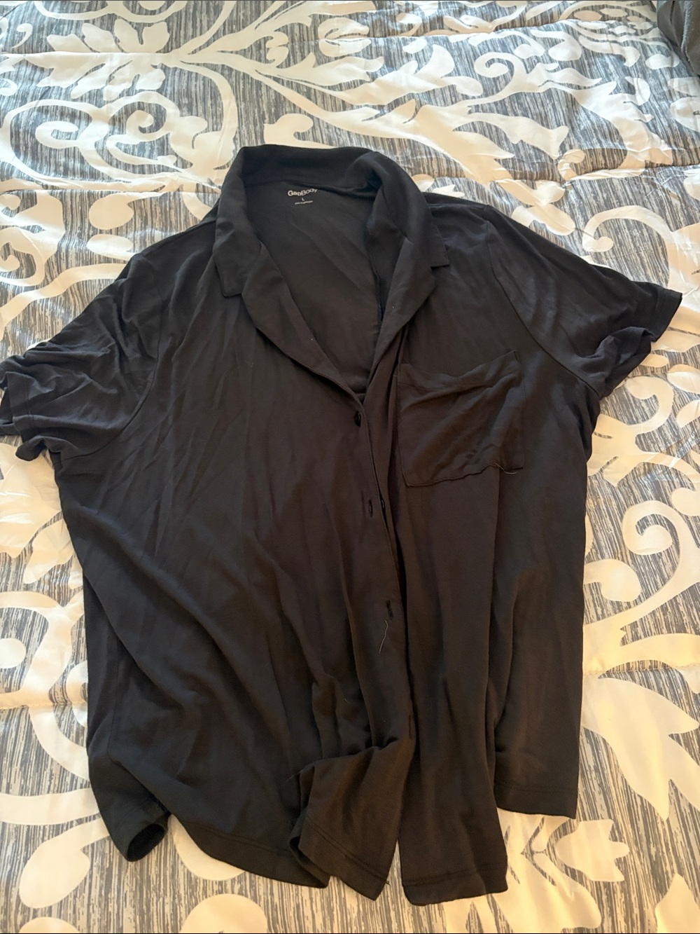 GapBody Women's Black Short-Sleeve Button-Down Shirt